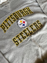 Load image into Gallery viewer, Pittsburgh Steelers Sweater
